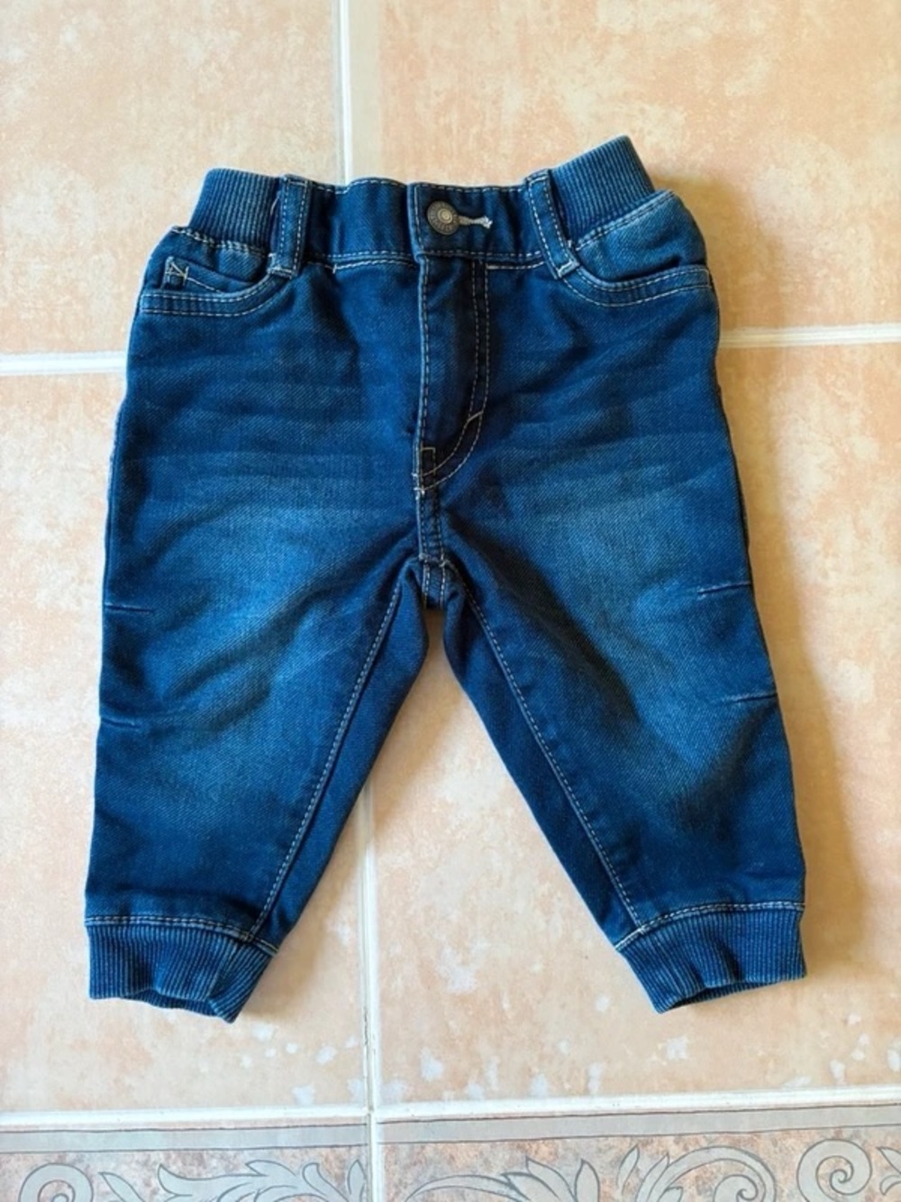 Levi’s Baby Knit Denim Jogger Jeans – Size 9 Months